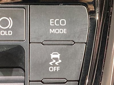 صورة 66 لـ 2023 Toyota ALPHARD
