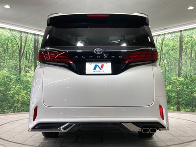 صورة 16 لـ 2023 Toyota ALPHARD
