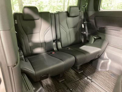 صورة 10 لـ 2023 Toyota ALPHARD