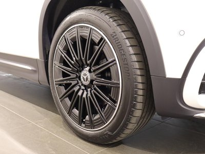 2026 Mercedes-BENZ GLB photo 16