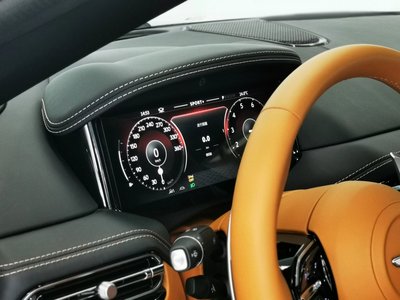 2024 Aston Martin DB12 — фото 12