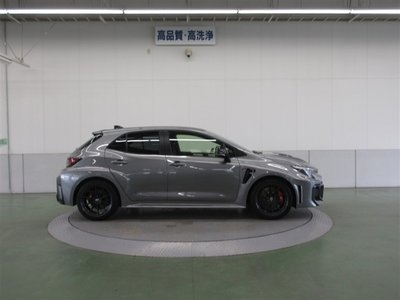 صورة 5 لـ 2025 Toyota GR COROLLA