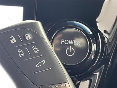 صورة 26 لـ 2024 Lexus LM