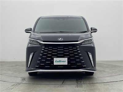 صورة 41 لـ 2024 Lexus LM