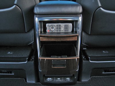 صورة 57 لـ 2015 Toyota ALPHARD