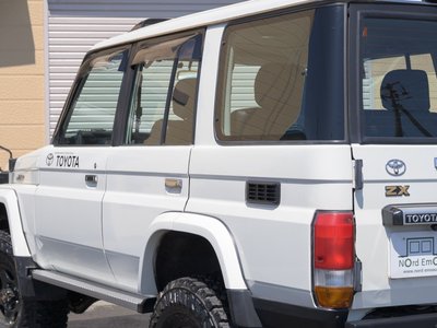 2000 Toyota LAND CRUISER 70 缩略图 18