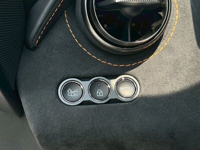 2024 Mclaren 750S SPIDER 照片 30