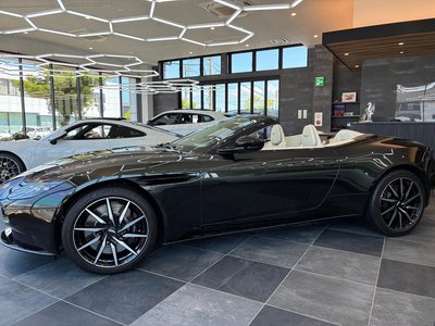 2023 Aston Martin DB11 VOLANTE — фото 10