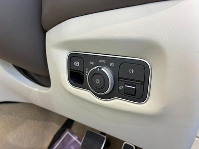 صورة مصغرة 20 لـ 2023 Aston Martin DB11 VOLANTE
