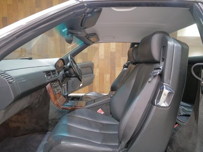 صورة 14 لـ 1991 Mercedes-BENZ SL