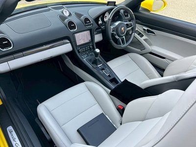 2024 Porsche 718 缩略图 43