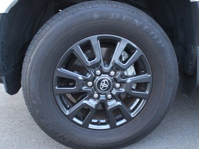 2024 Toyota LAND CRUISER 250 photo 9