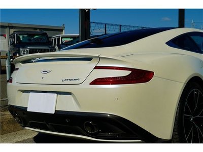صورة مصغرة 9 لـ 2016 Aston Martin VANQUISH