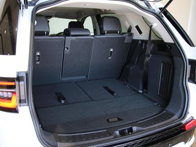 2025 LAND Rover DISCOVERY SPORT photo 10