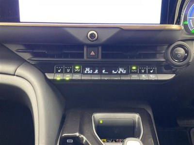 صورة 10 لـ 2024 Toyota CROWN SPORT