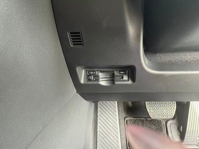 صورة 19 لـ 2025 Toyota ALPHARD