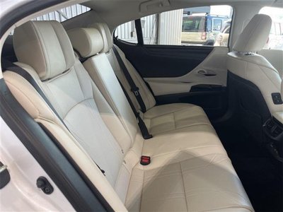 2023 Lexus ES thumbnail 51