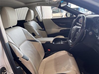 2023 Lexus ES thumbnail 41