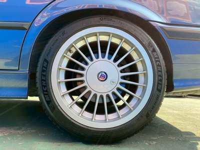 صورة مصغرة 38 لـ 1992 BMW Alpina B6 SEDAN