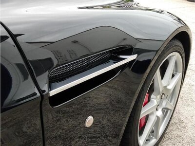 صورة 9 لـ 2010 Aston Martin V8 VANTAGE ROADSTER