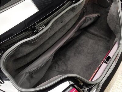 صورة 24 لـ 2010 Aston Martin V8 VANTAGE ROADSTER