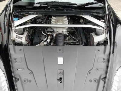 صورة 31 لـ 2010 Aston Martin V8 VANTAGE ROADSTER