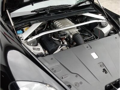 صورة 32 لـ 2010 Aston Martin V8 VANTAGE ROADSTER