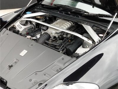 صورة 33 لـ 2010 Aston Martin V8 VANTAGE ROADSTER