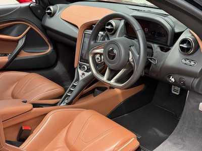 2018 Mclaren 720S 照片 2