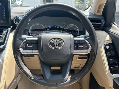 صورة 5 لـ 2021 Toyota LAND CRUISER 300