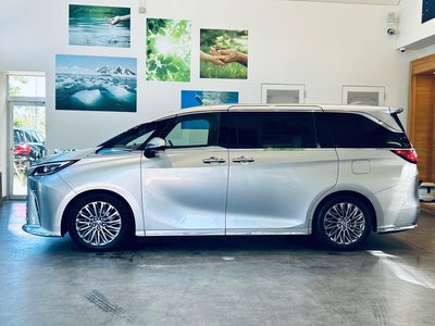 2024 Lexus LM 缩略图 9