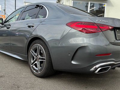 2022 Mercedes-BENZ C-CLASS photo 4