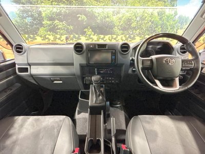 2024 Toyota LAND CRUISER 70 thumbnail 2