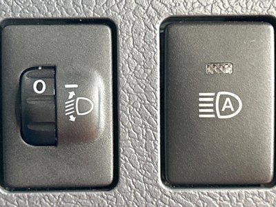 2024 Toyota LAND CRUISER 70 thumbnail 6