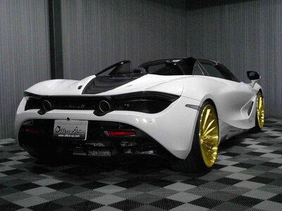 صورة 16 لـ 2019 Mclaren 720S SPIDER