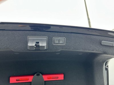 2024 AUDI A8 缩略图 36