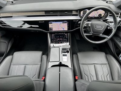 2024 AUDI A8 缩略图 2