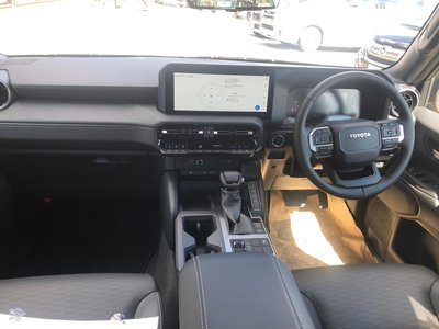 صورة 29 لـ 2026 Toyota LAND CRUISER 250