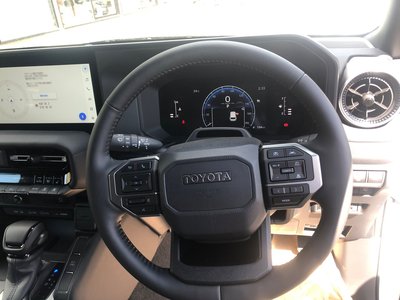 صورة 42 لـ 2026 Toyota LAND CRUISER 250