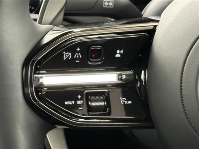 2026 Aston Martin DB12 缩略图 35