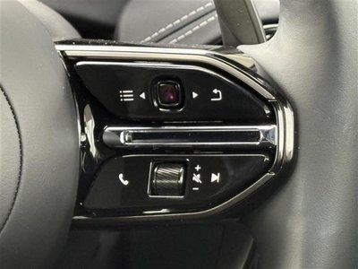 2026 Aston Martin DB12 缩略图 34