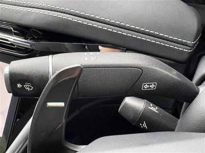 2026 Aston Martin DB12 缩略图 20