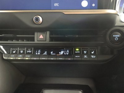 2024 Toyota CROWN CROSSOVER — миниатюра 17