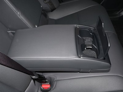 2024 Toyota CROWN CROSSOVER — миниатюра 13