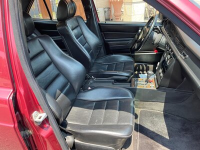 صورة 8 لـ 1990 Mercedes-BENZ 190