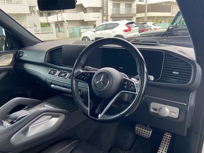 2025 Mercedes-BENZ GLS photo 6