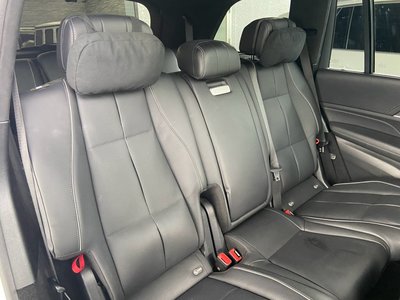 2025 Mercedes-BENZ GLS photo 8