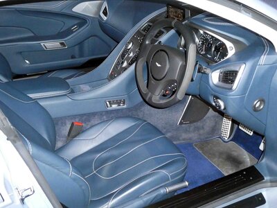 2014 Aston Martin VANQUISH — фото 4
