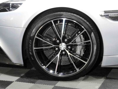 2014 Aston Martin VANQUISH — фото 12