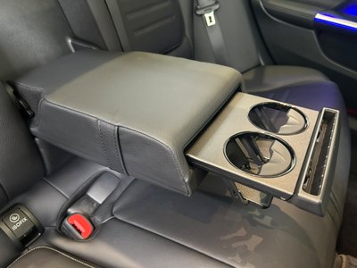 2026 Mercedes-BENZ C-CLASS photo 11